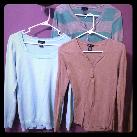 Essential basic tops! - Picture 1 of 1