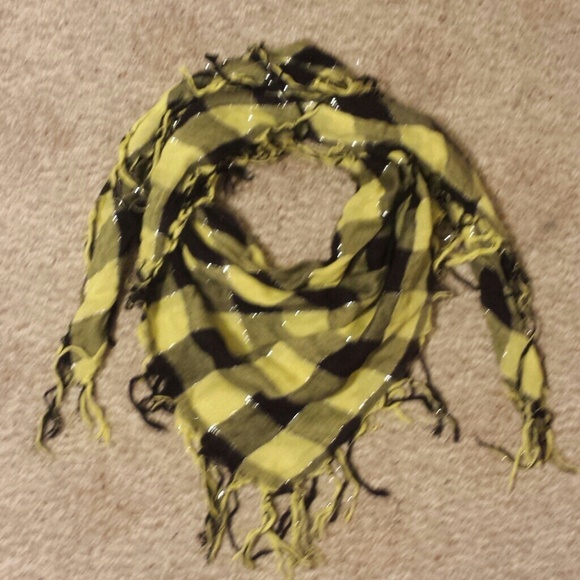 Scarf - Picture 2 of 2