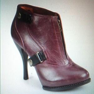 Gorgeous Alexander McQueen booties