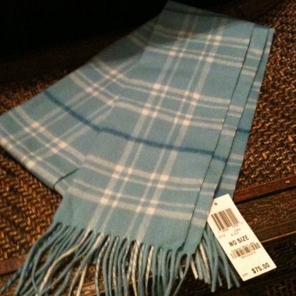 Cashmere scarf