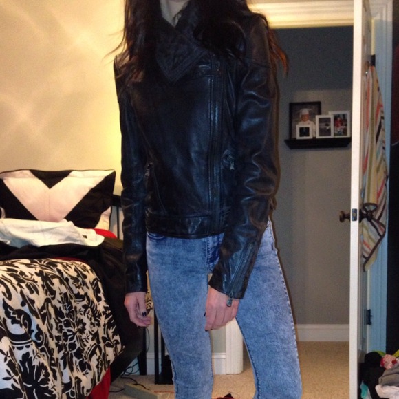 Black Rivet Leather Jacket - Picture 1 of 1