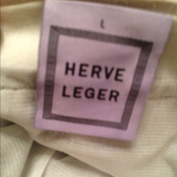 🎉🎉2X HOST PICK 🎉🎉1/13 & 9/6 🎉🎉💯 AUTHENTIC - Picture 4 of 4