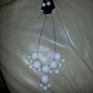 White bubble necklace