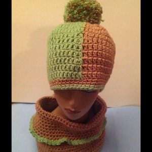 Crocheted Pom Pom hat / neck warmer