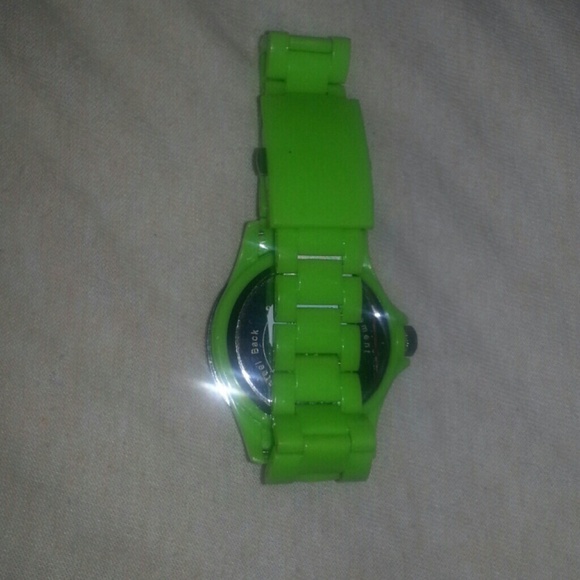 Watch - Picture 3 of 4