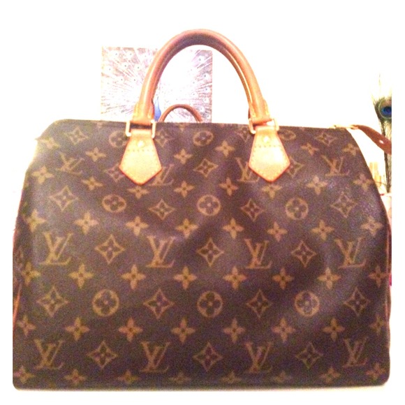 Speedy 30 authentic!