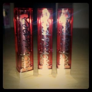 Color Whisper by Maybelline