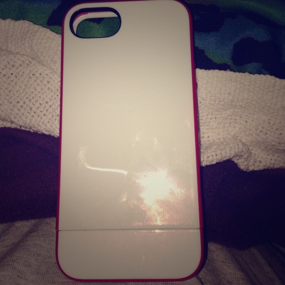 "incase" pink & white iphone 5 case - Picture 1 of 4