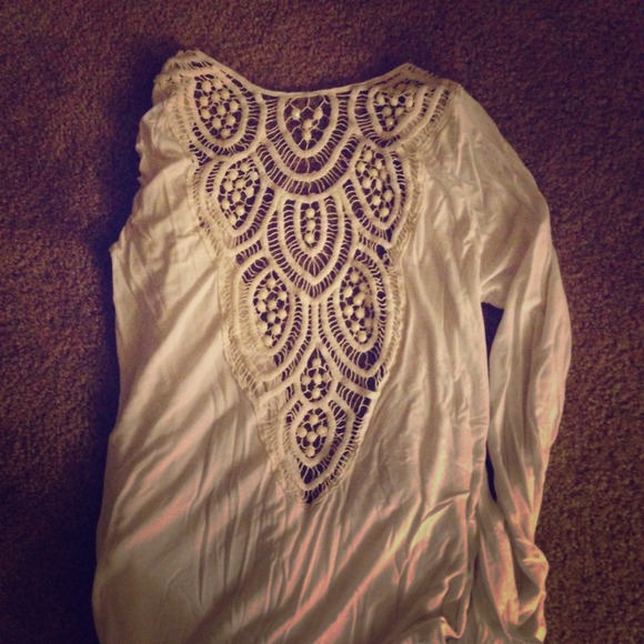 Knitted back cardigan.