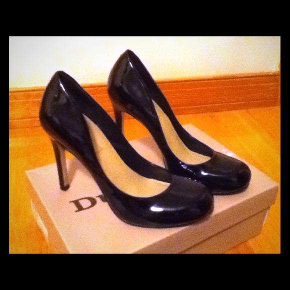 Dune UK Black patent leather pumps
