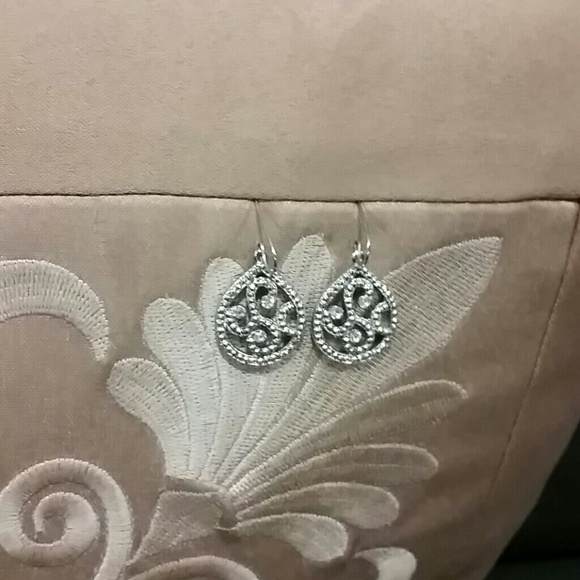 Silver Earring - Picture 4 of 4