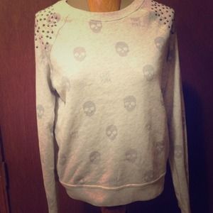 ✨RARE✨Victoria's Secret skull sweatshirt 💀💕