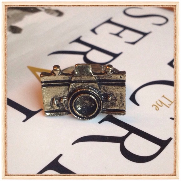 Jewelry - Chic Camera-shaped ring