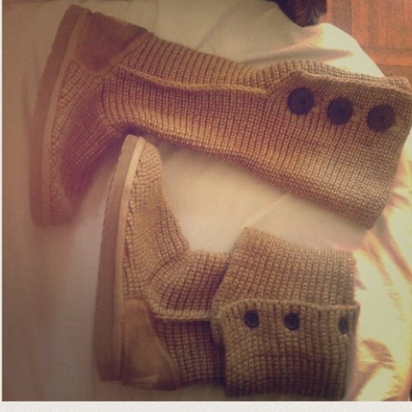 Authentic Sand crotchet Ugg Australia Boots
