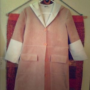 Trench coat (hooded)