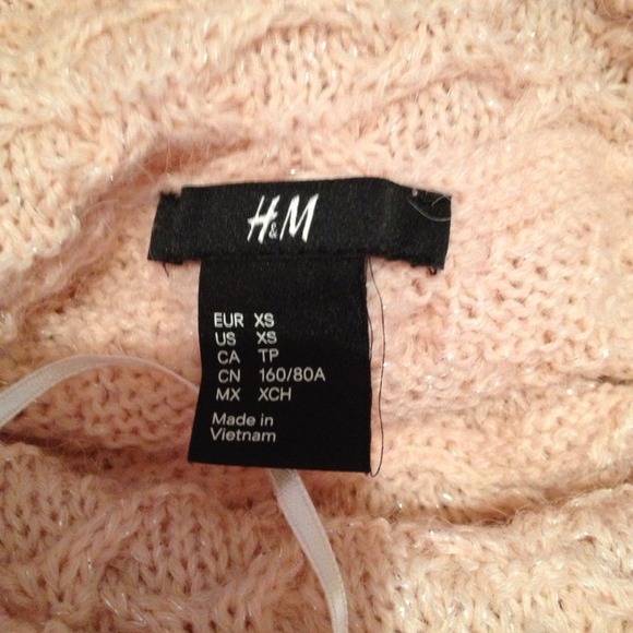 H&M Knit Turtleneck Pink/ Golden sparkle Sweater
