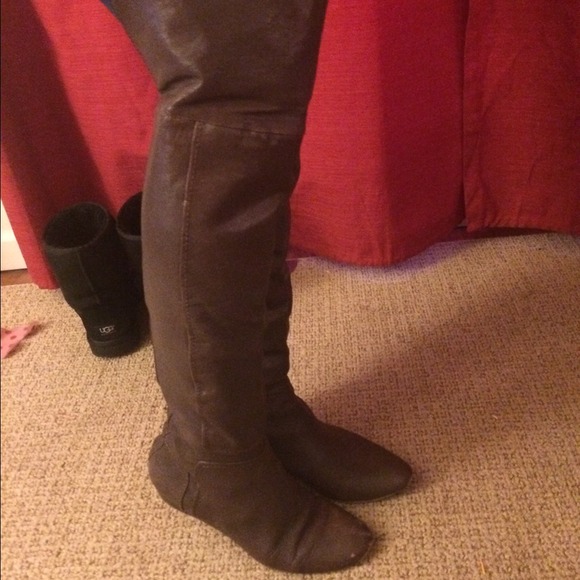 Brown bcbg otk boots