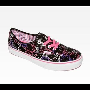 Hello kitty vans in black HOLD