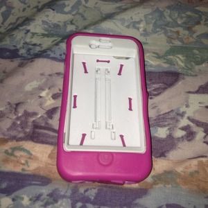 Pink and white IPhone 4S case