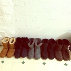 Grey & black bailey ugg for sale