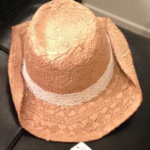NWT Wet Seal hat