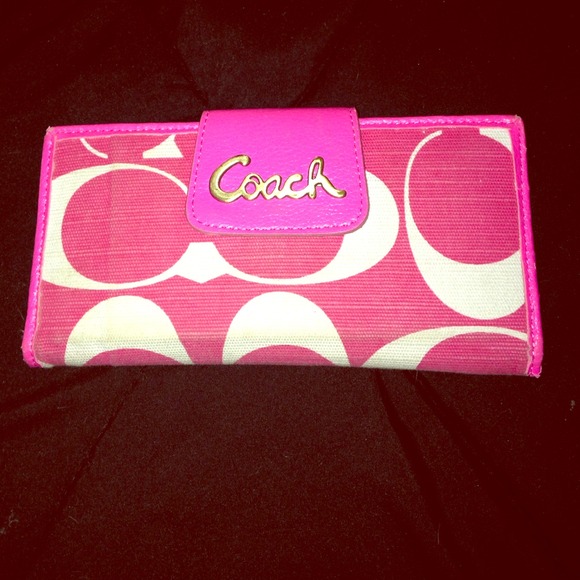 Hot pink and white Coach wallet