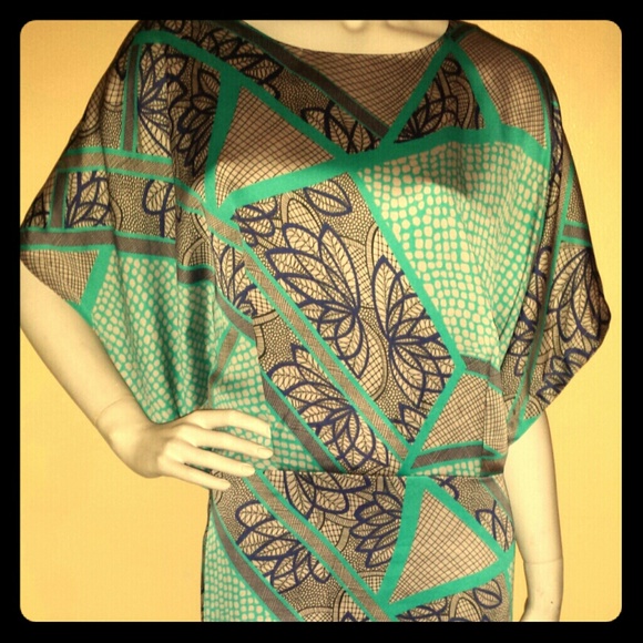 Dresses & Skirts - Dress