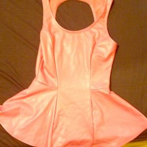 Cute coral Kirra shirt xs