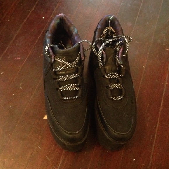 Sneaker wedge