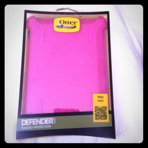 Otterbox IPad mini case. Defender