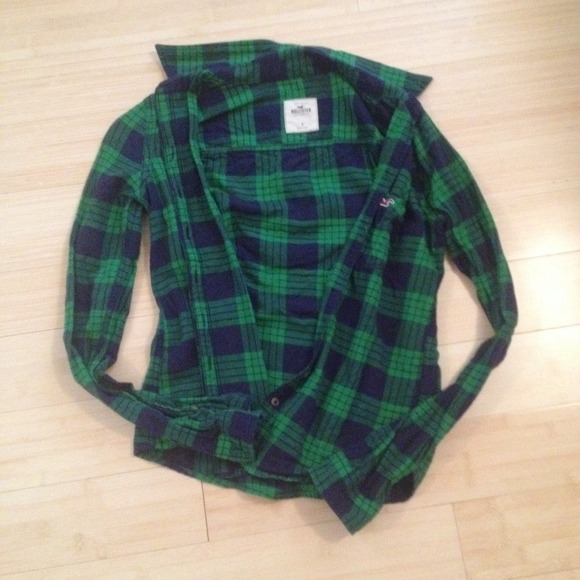 Hollister plaid shirt