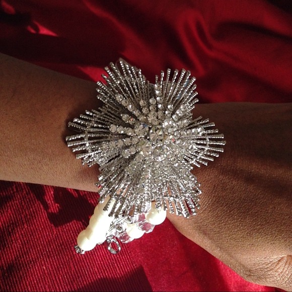 Bracelet - Picture 1 of 1