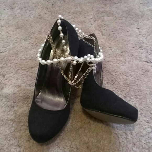 Black suede heels