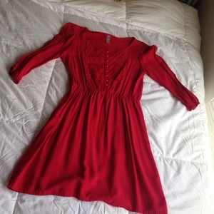 Red quarter sleeve dress