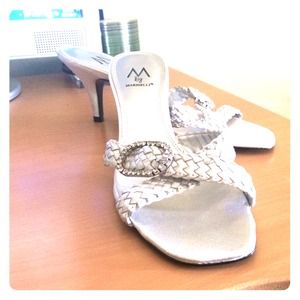 Marinelli 3" silver slippers.