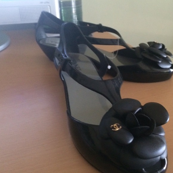 CHANEL Shoes - Chanel.Black jelly sandals size 9