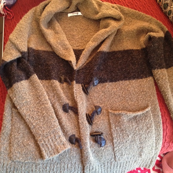 Kensie girl sweater