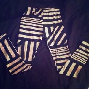 Black and tannish/ brown peachy colored tights