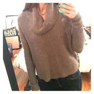 Loose neck sweater