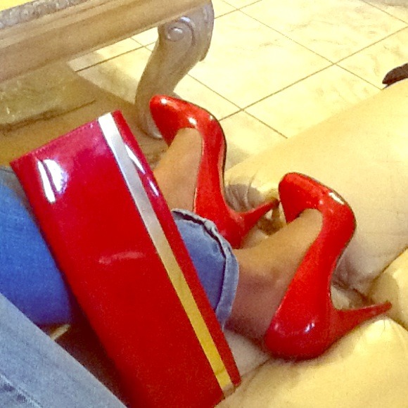 Aldo Red Pumps & Matching clutch purse