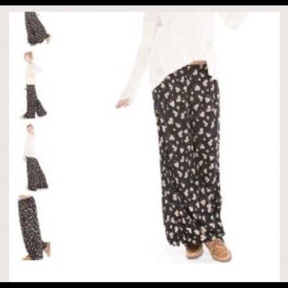 ❌Sold❌Brandy melville aarika pants, Aztec print