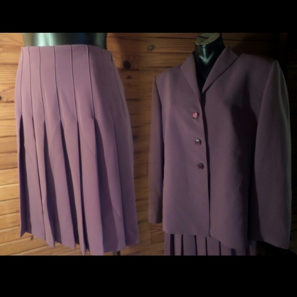 2pc Skirt Suit by Larry Levine