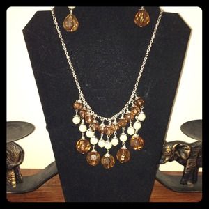 Necklace and earring set w/ gold beads and pearls