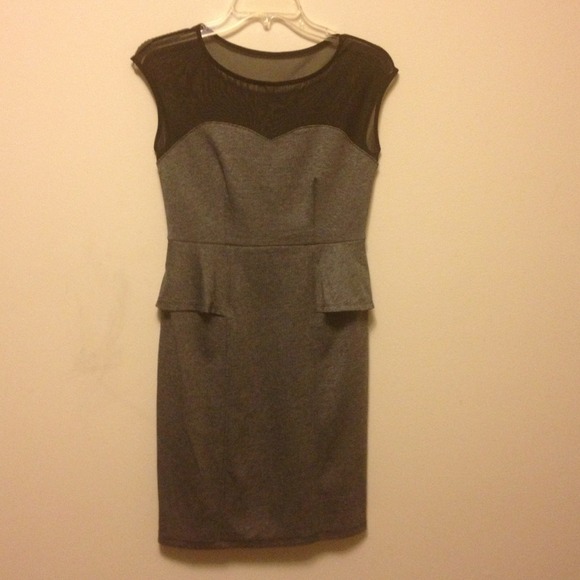 En Focus Dresses & Skirts - *Host Pick* En Focus Dress!