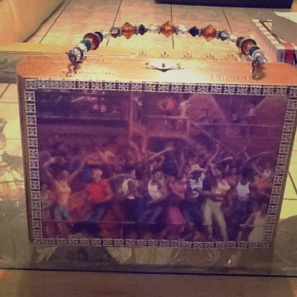 Custom-made cigar box handbag