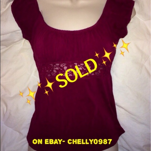 ✨SOLD EBAY✨Express Ruched Cap Sleeve Lace Red Top