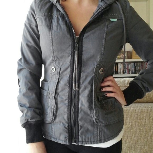 🌺SOLD🌺 Billabong utility jacket - Picture 1 of 4