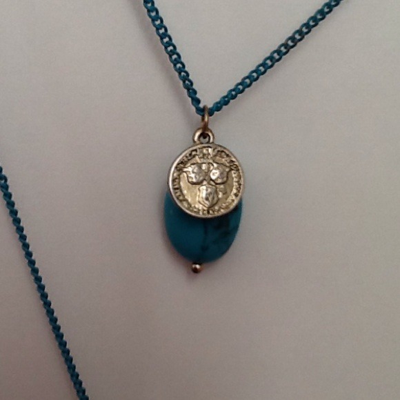 Turquoise Necklace - Picture 3 of 4