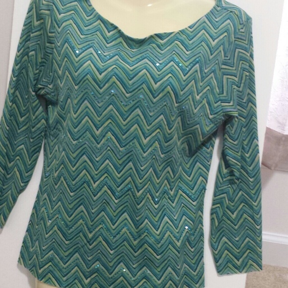 BUNDLED! Kate Hill Chevron Top