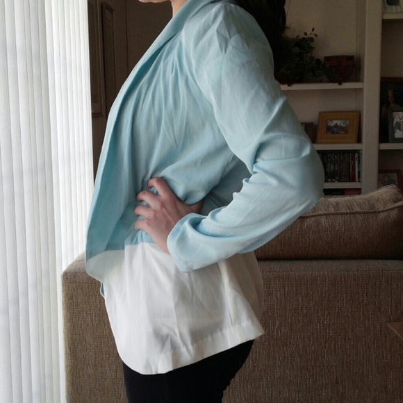 🌺 SOLD 🌺Color blocked open front blazer - Picture 2 of 3